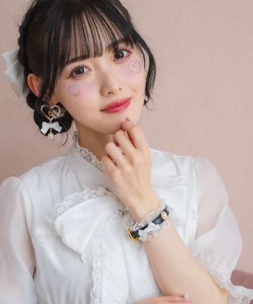 ROJITA（ロジータ）の「レースリボンハートパールブレスレット（ブレスレット・レディース・ホワイト/ブラック/ブルー・FREE）」の19枚目の写真