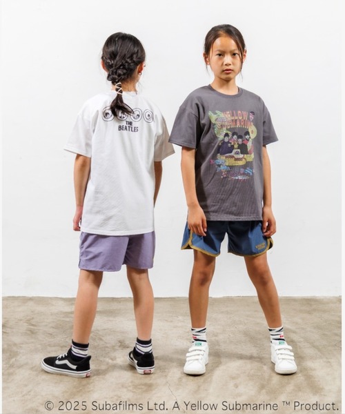 JUNKSOUL(ジャンクソウル)の「JUNK SOUL/BEATLES YELLOW SUBMARINE(ビートルズ) Tシャツ KIDS (M4)(Tシャツ/カットソー・キッズ・ホワイト/チャコールグレー・100/110/120/130/140/150/160)」の1枚目の写真