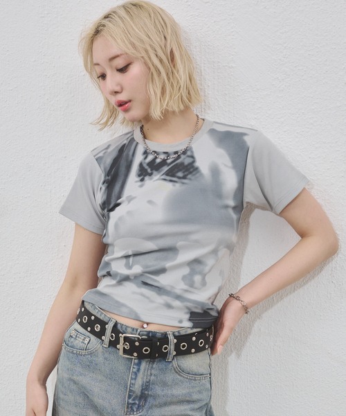 ENVYM（アンビー）の「フォトプリントチビTee 半袖（Tシャツ/カットソー・レディース・ホワイト/グレー/イエロー・FREE）」の14枚目の写真