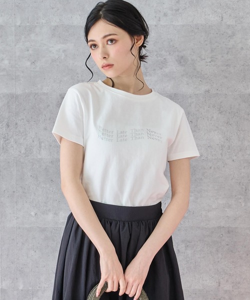 ANAP(アナップ)の「メタリック 箔プリント ロゴ ウェーブ Tシャツ(Tシャツ/カットソー・レディース・ブラック/ホワイト・FREE)」の2枚目の写真