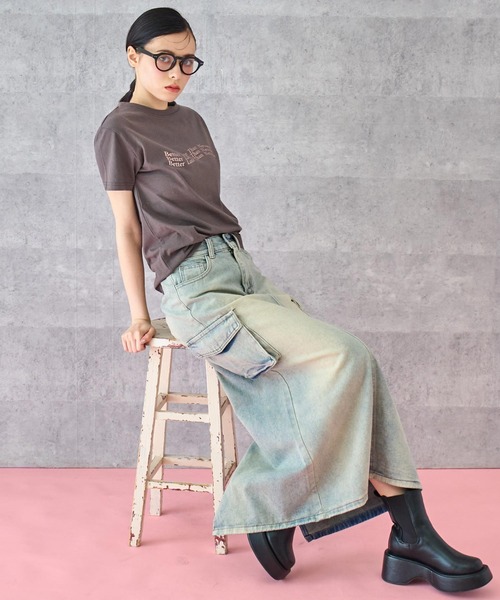 ANAP(アナップ)の「メタリック 箔プリント ロゴ ウェーブ Tシャツ(Tシャツ/カットソー・レディース・ブラック/ホワイト・FREE)」の7枚目の写真