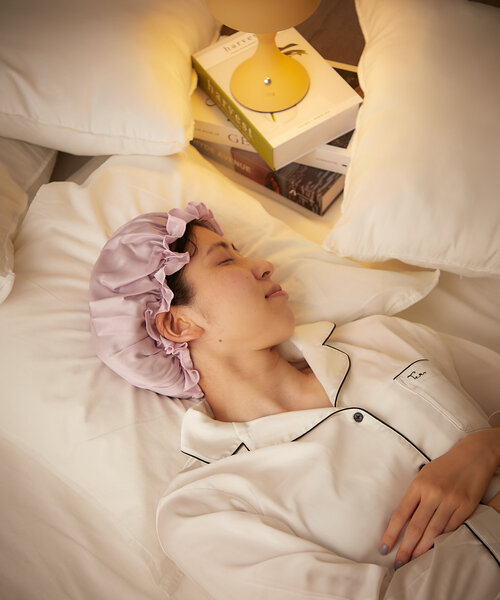 BIRTHDAY BAR（バースデイバー）の「【SILKUU シルクゥ】Silk Night Cap  ナイトキャップ（ルームウェア/パジャマ・レディース・ピンク/グレー・0）」の2枚目の写真