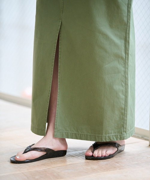 MICA&DEAL（マイカ＆ディール）の「【MICA&DEAL/マイカアンドディール】ミリタリースカート / スリット / タイトロングスカート（スカート・レディース・ベージュ/カーキ・36/38）」の17枚目の写真