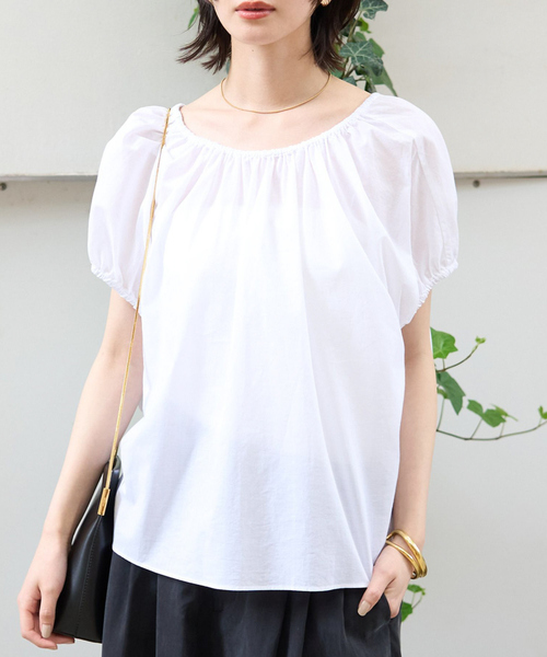 Rouge vif Anna（ルージュヴィフアンナ）の「コットンギャザーパフブラウス（シャツ/ブラウス・レディース・オフホワイト/ブラウン・フリー）」の2枚目の写真