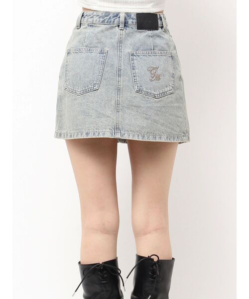 EATME(イートミー)の「FRONTプリーツデニムスカート(デニムスカート・レディース・ブルー/ブラック/ライトブルー・SMALL/MEDIUM)」の12枚目の写真