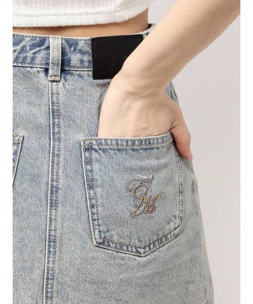 EATME(イートミー)の「FRONTプリーツデニムスカート(デニムスカート・レディース・ブルー/ブラック/ライトブルー・SMALL/MEDIUM)」の14枚目の写真