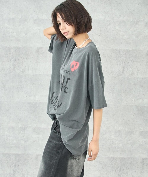 ANAP（アナップ）の「ピグメント メッセージロゴ ビッグTシャツ（Tシャツ/カットソー・レディース・ホワイト/レッド/ブラック系その他・FREE）」の8枚目の写真