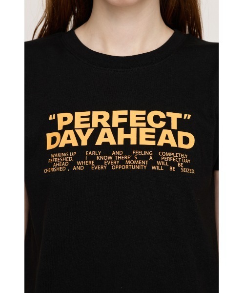 SLY(スライ)の「LOGO PRINT C/N TOPS ロゴ プリント クルーネック トップス 半袖 夏服(Tシャツ/カットソー・レディース・ホワイト/ブラウン/ピンク/ブラック/杢グレー・FREE)」の13枚目の写真