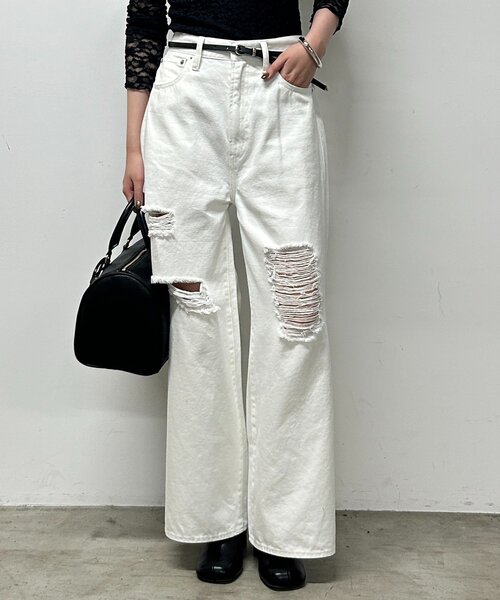 LOUNGEDRESS（ラウンジドレス）の「ワイドデニムパンツ（デニムパンツ・レディース・オフホワイト/ブルー・SMALL/MEDIUM）」の8枚目の写真