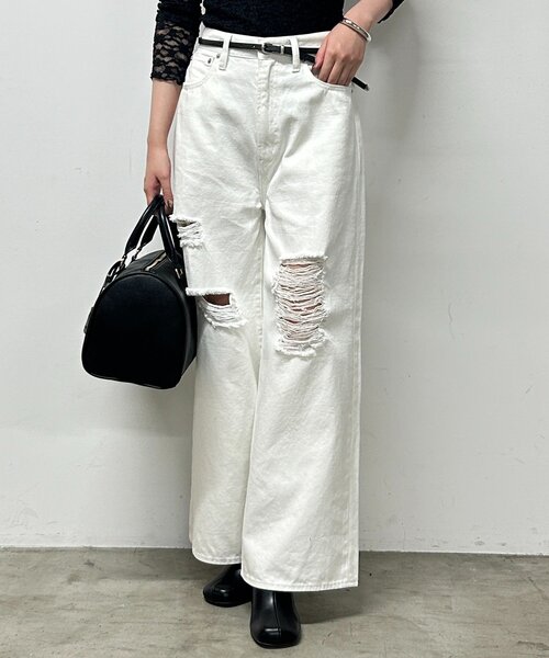 LOUNGEDRESS（ラウンジドレス）の「ワイドデニムパンツ（デニムパンツ・レディース・オフホワイト/ブルー・SMALL/MEDIUM）」の9枚目の写真