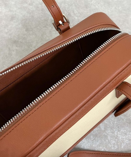 archives（アルシーヴ）の「キャンバスフェイクレザーボストンバッグ（ボストンバッグ・レディース・キャメル/ブラック・FREE）」の12枚目の写真