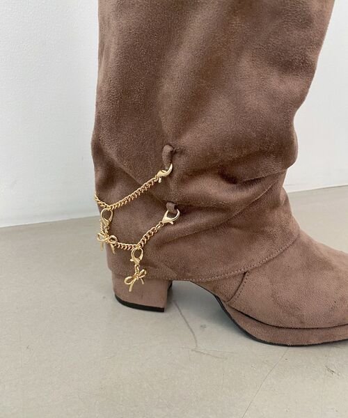 MAJESTIC LEGON（マジェスティックレゴン）の「マルチwayチェーンカバーロングブーツ（ブーツ・レディース・グレイッシュベージュ/ブラック・SMALL/MEDIUM/LARGE/X-LARGE）」の14枚目の写真