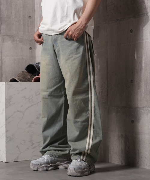 1111clothing(ワンフォークロージング)の「ツイストライン バレルレッグデニム ジーンズ / Twistline Barrel Leg Denim Jeans(デニムパンツ・メンズ・ブルー/サックスブルー/ブラック・M/L)」の18枚目の写真