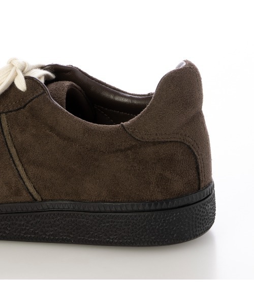 EVOL（イーボル）の「【S-LLサイズ展開・ふかふか】スエードレースアップスニーカー IZ5792（スニーカー・レディース・ブラウン/ブラック・S/M/L/LL）」の20枚目の写真