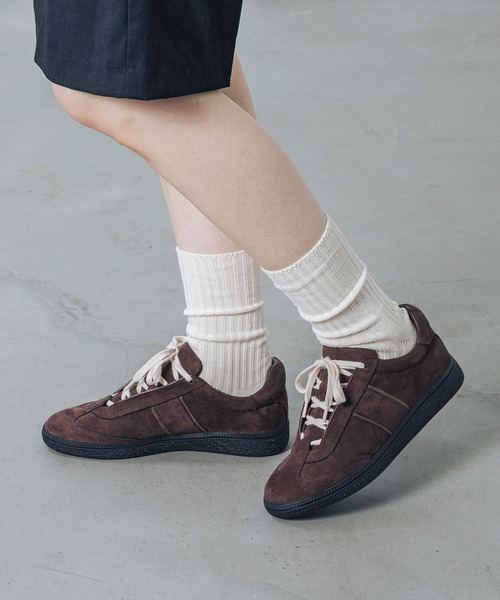 EVOL（イーボル）の「【S-LLサイズ展開・ふかふか】スエードレースアップスニーカー IZ5792（スニーカー・レディース・ブラウン/ブラック・S/M/L/LL）」の9枚目の写真