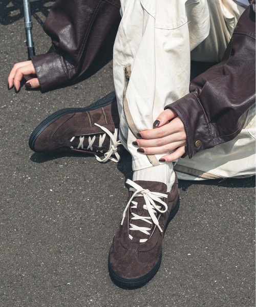 EVOL（イーボル）の「【S-LLサイズ展開・ふかふか】スエードレースアップスニーカー IZ5792（スニーカー・レディース・ブラウン/ブラック・S/M/L/LL）」の22枚目の写真