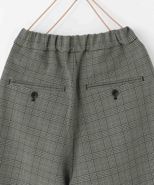 LOWRYS FARM（ローリーズファーム）の「ラナテックストレートパンツ　 455527（スラックス・キッズ・ブラウン/チェック/グレー・110cm/120cm/130cm/140cm/150cm）」の8枚目の写真