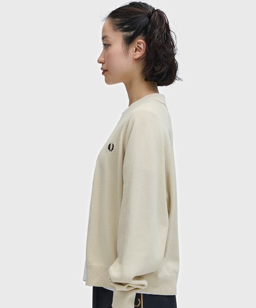 FRED PERRY（フレッドペリー）の「V-Neck Cardigan／Vネックカーディガン（カーディガン/ボレロ・レディース・ブラック/ダークベージュ/オートミール/ブラック系その他・10）」の18枚目の写真