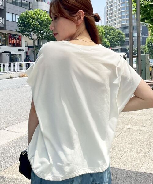 le.coeur blanc(ルクールブラン)の「《手洗い可能》ドロストハクプリントTシャツ(Tシャツ/カットソー・レディース・ブラック/オフホワイト・38)」の10枚目の写真
