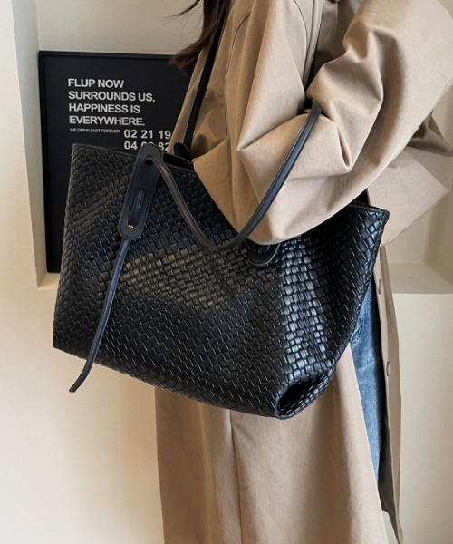 REBALANCE(リバランス)の「ショルダーバック(ショルダーバッグ・レディース・A/B/C/D・ONE SIZE)」の2枚目の写真