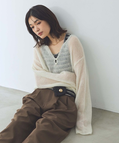 Gready Brilliant（グレディブリリアン）の「モヘア前後２ｗａｙヘンリーネックニット（ニット/セーター・レディース・アイボリー/ピンク・38）」の11枚目の写真