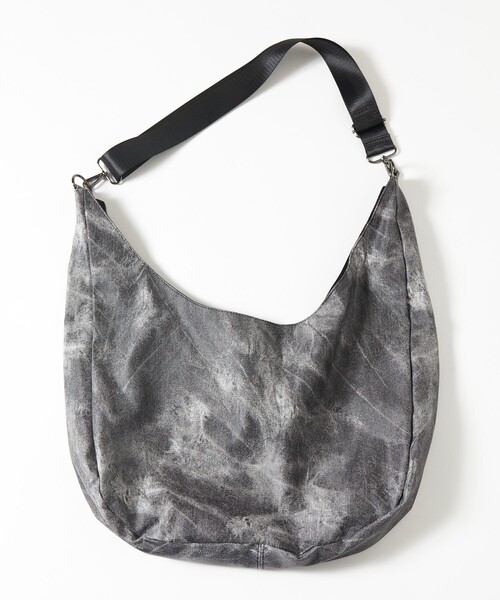 UMBRO(アンブロ)の「UMBRO/アンブロ SP LEATHERETTE Print Round Shoulder Bag/別注 レザレット ラウンドショルダーバッグ(ショルダーバッグ・メンズ・ブラック/ブルー・ONE SIZE)」の12枚目の写真