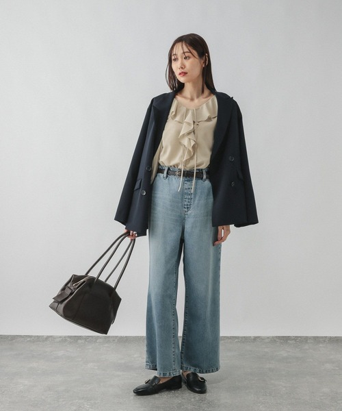 GLOBAL WORK（グローバルワーク）の「ラッフルフリルブラウス/587694（シャツ/ブラウス・レディース・ライトベージュ/ブラック・LARGE/MEDIUM）」の8枚目の写真