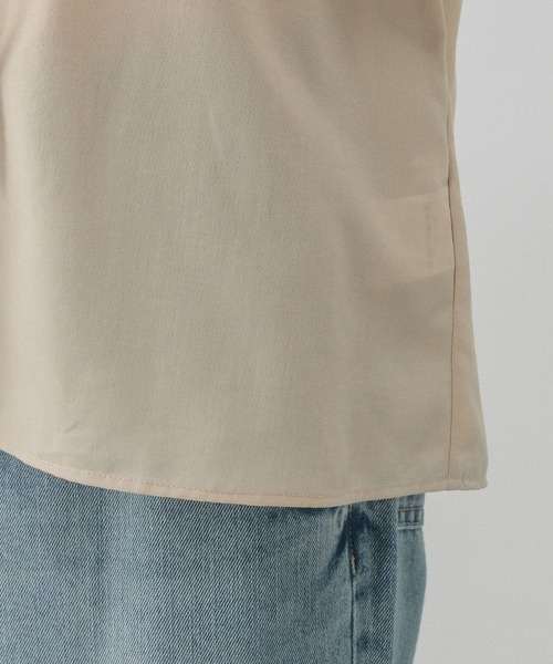 GLOBAL WORK（グローバルワーク）の「ラッフルフリルブラウス/587694（シャツ/ブラウス・レディース・ライトベージュ/ブラック・LARGE/MEDIUM）」の17枚目の写真