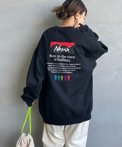 NANGA（ナンガ）の「[NANGA/ナンガ] 別注 ヒストリーロゴ バックプリントスウェット（スウェット・レディース・ブラック/グレー・S/M/L）」の9枚目の写真