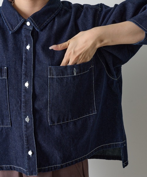 COLONY 2139（コロニートゥーワンスリーナイン）の「8ozデニムクロップドシャツ（シャツ/ブラウス・レディース・ネイビー/ダークブルー・FREE）」の15枚目の写真