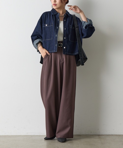 COLONY 2139（コロニートゥーワンスリーナイン）の「8ozデニムクロップドシャツ（シャツ/ブラウス・レディース・ネイビー/ダークブルー・FREE）」の22枚目の写真