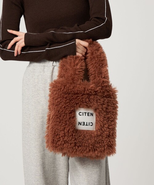 CITEN(シテン)の「<CITEN>モコモコトートバッグS(トートバッグ・レディース・ライトブルー/クリーム/ダークブラウン/ダークグレー・FREE)」の2枚目の写真