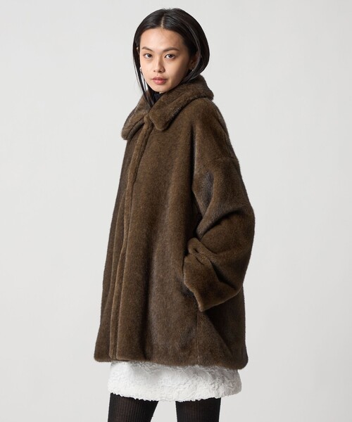 EMMEL REFINES（エメルリファインズ）の「＜EMMEL REFINES＞EM フェイクファー ミディアム コート（ステンカラーコート・レディース・ダークブラウン/モカ・M/S）」の9枚目の写真