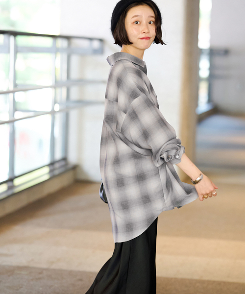 JOURNAL STANDARD relume（ジャーナルスタンダード　レリューム）の「オーガニックコットンミックスオンブレツイルシャツ（シャツ/ブラウス・レディース・チャコールグレー/イエロー/ブルー・FREE）」の10枚目の写真