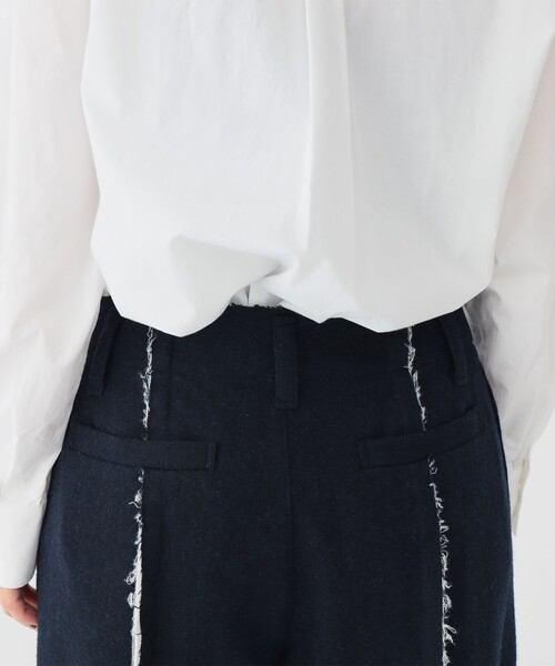 maturely（マチュアリー）の「【1/15再値下げ】maturely / リサイクルウール カットオフ スラックス（スラックス・レディース・ブラウン/ネイビー・1/0）」の14枚目の写真