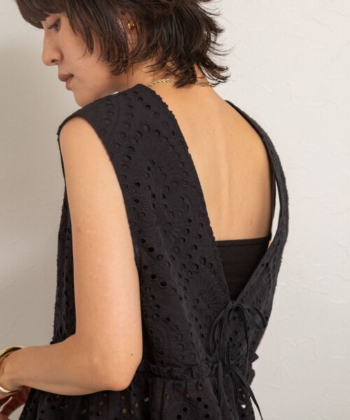 NOLLEY’S（ノーリーズ）の「【MAQWEL/マクウェル】《セットアップ対応》ウォッシャブルエンブロイダリーレースベスト（ベスト・レディース・オフホワイト/ブラック・FREE）」の21枚目の写真