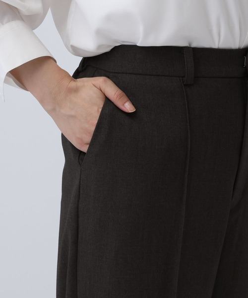 LEPSIM（レプシィム）の「《オフィスライン》TRストレートピンタックパンツ　582121（その他パンツ・レディース・チャコールグレー/ブラウン系その他・MEDIUM/LARGE）」の16枚目の写真