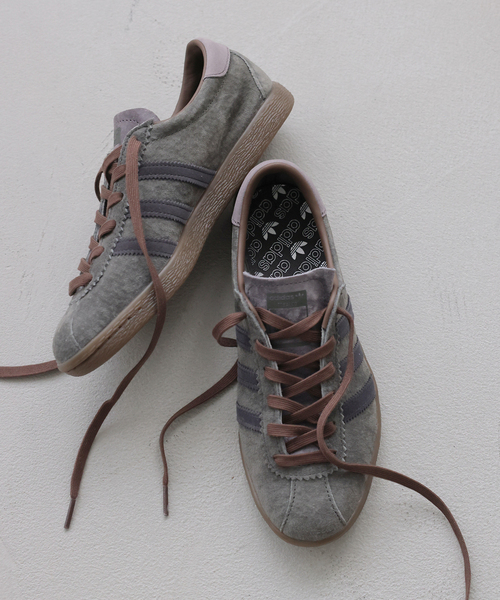 adidas Originals（アディダスオリジナルス）の「別注【adidas originals/アディダス オリジナルス】For JS TOBACCO（スニーカー・レディース・チャコールグレー・22.5cm/23cm/23.5cm/24cm/24.5cm/25cm）」の4枚目の写真