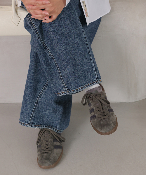 adidas Originals（アディダスオリジナルス）の「別注【adidas originals/アディダス オリジナルス】For JS TOBACCO（スニーカー・レディース・チャコールグレー・22.5cm/23cm/23.5cm/24cm/24.5cm/25cm）」の5枚目の写真