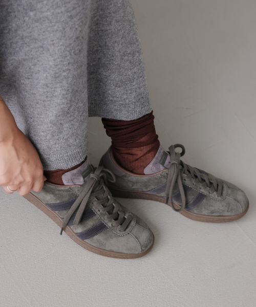 adidas Originals（アディダスオリジナルス）の「別注【adidas originals/アディダス オリジナルス】For JS TOBACCO（スニーカー・レディース・チャコールグレー・22.5cm/23cm/23.5cm/24cm/24.5cm/25cm）」の6枚目の写真