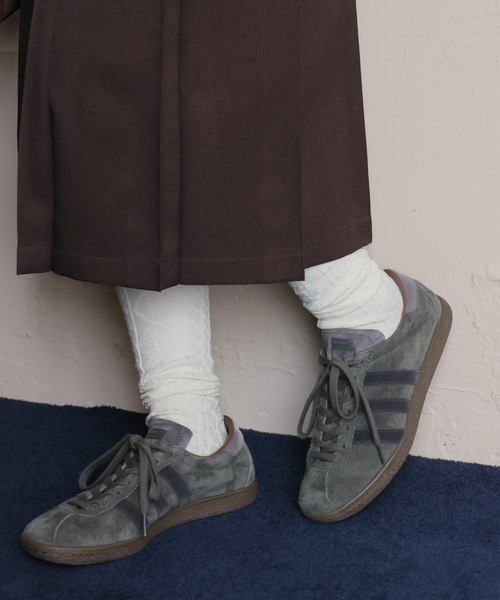 adidas Originals（アディダスオリジナルス）の「別注【adidas originals/アディダス オリジナルス】For JS TOBACCO（スニーカー・レディース・チャコールグレー・22.5cm/23cm/23.5cm/24cm/24.5cm/25cm）」の12枚目の写真