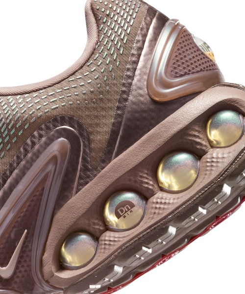 NIKE(ナイキ)の「NIKE WMNS AIR MAX DN HV4861-201(スニーカー・レディース・ブラウン・24cm/24.5cm/23.5cm)」の7枚目の写真