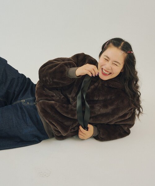 WHIMSIC（ウィムジック）の「【UNISEX】ファーアクティブジャケット（パーカー・メンズ・ブラウン・FREE）」の2枚目の写真