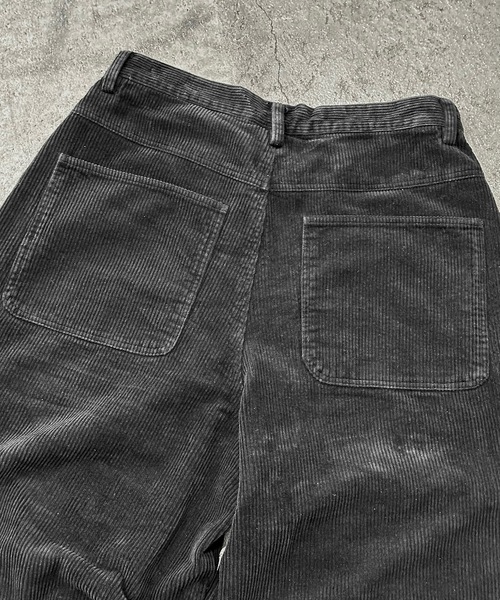 MandO(Auntie Rosa)(エムオー)の「コーデュロイダブルニーバギーパンツ/セットアップ着用可能(デニムパンツ・メンズ・ダークブラック/ブラック・SMALL/MEDIUM/LARGE)」の21枚目の写真