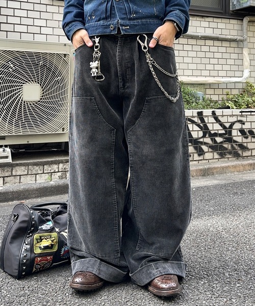 MandO(Auntie Rosa)(エムオー)の「コーデュロイダブルニーバギーパンツ/セットアップ着用可能(デニムパンツ・メンズ・ダークブラック/ブラック・SMALL/MEDIUM/LARGE)」の15枚目の写真