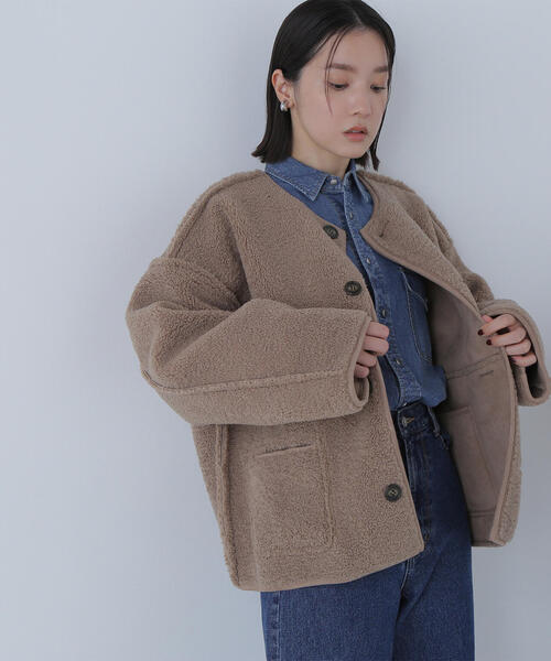 NATURAL BEAUTY BASIC(ナチュラルビューティーベーシック)の「◇リバーシブルフェイクスエードコート(その他アウター・レディース・ブラウン/オフホワイト・FREE)」の2枚目の写真