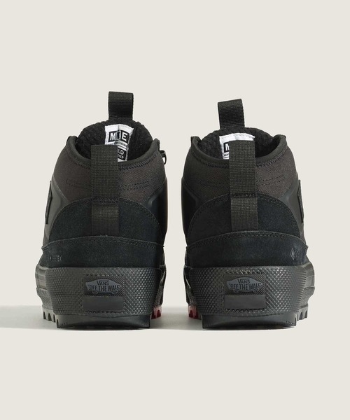 VANS（バンズ）の「ハーフキャブ GORE-TEX / MTE Half Cab GORE-TEX BLACK/BL / VN000CVMBKA1（スニーカー・メンズ・ブラック×ブラック・4/4.5/5/5.5/6/6.5/7/7.5/8/8.5/9/9.5/10/11/12）」の5枚目の写真