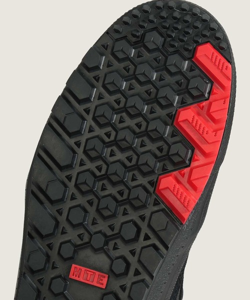 VANS（バンズ）の「ハーフキャブ GORE-TEX / MTE Half Cab GORE-TEX BLACK/BL / VN000CVMBKA1（スニーカー・メンズ・ブラック×ブラック・4/4.5/5/5.5/6/6.5/7/7.5/8/8.5/9/9.5/10/11/12）」の6枚目の写真