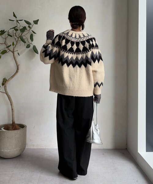 DouDou（ドゥドゥ）の「ノルディック柄ジップニットカーディガン（カーディガン/ボレロ・レディース・アイボリー/グレー・FREE）」の4枚目の写真