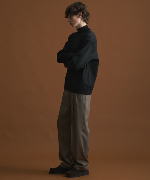 PUBLIC TOKYO(パブリックトウキョウ)の「バウンドウールハイネックニット/モックネックニット /オフィスカジュアル/ウォッシャブル/セーター/毛玉防止(ニット/セーター・メンズ・ブラック/ダークグレー/グレー/ホワイト/グレイッシュベージュ・4/3/2/1)」の16枚目の写真